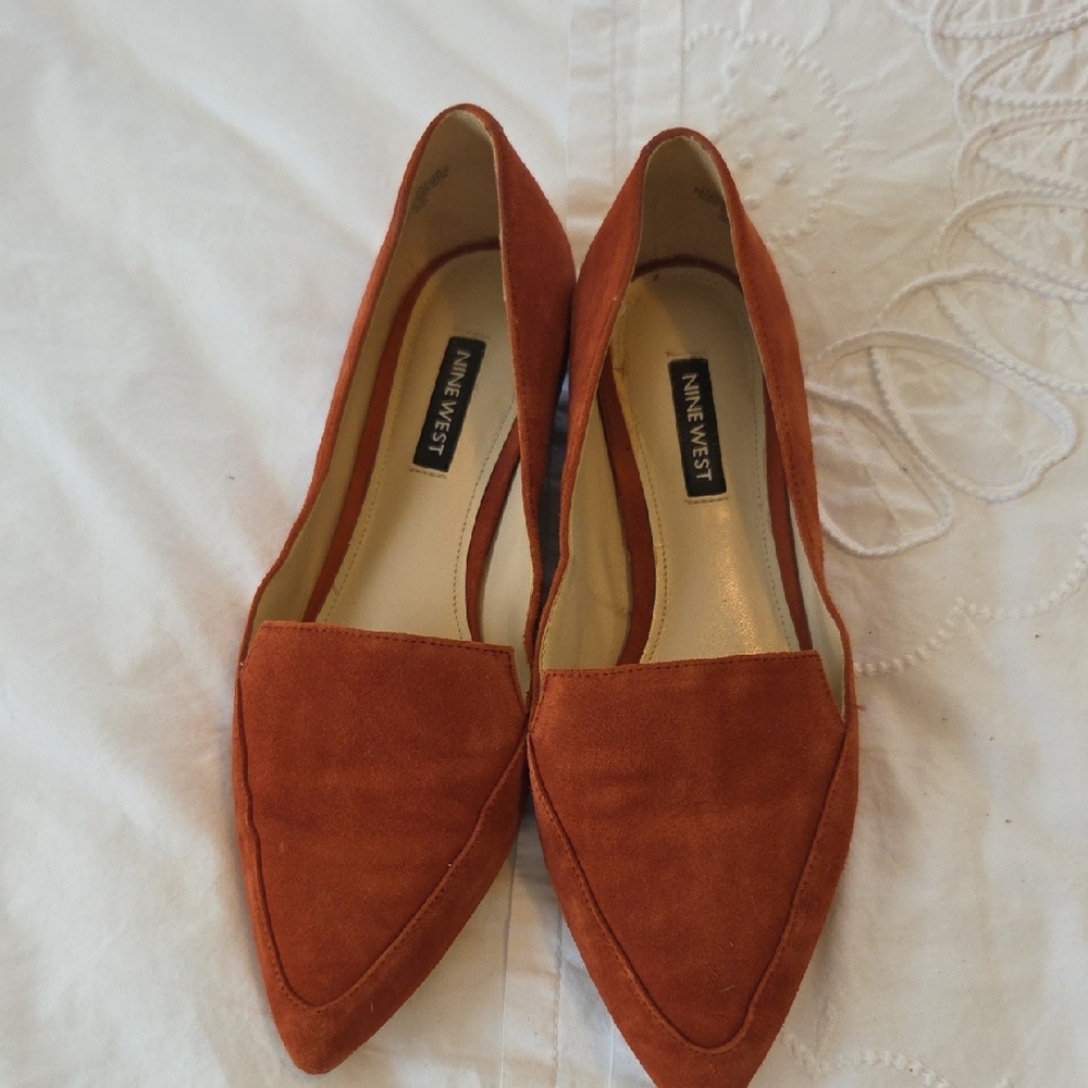 Nine West Women's Tan Suede Flats